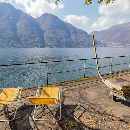 Villa Oasis Of Silence On The First Line Of The Lake *